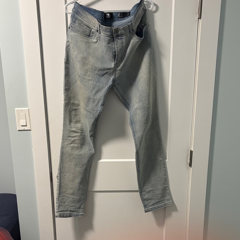 Lira Men's Light Blue Slim Jeans